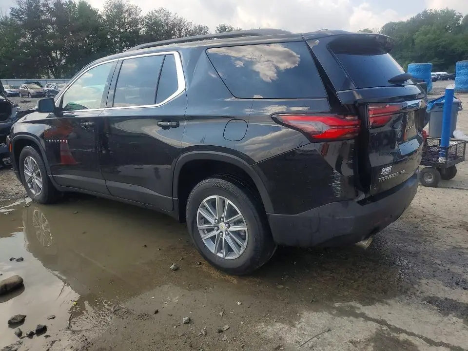 2023 CHEVROLET TRAVERSE LT  