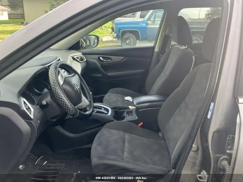 2016 NISSAN ROGUE SV