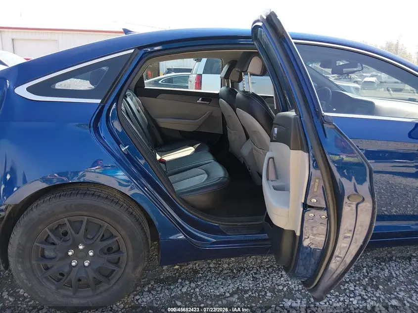2017 HYUNDAI SONATA SE