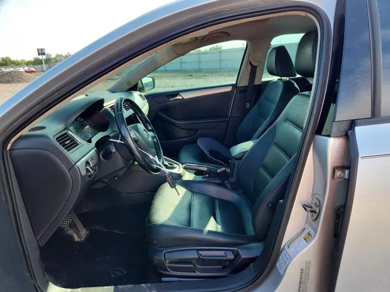 2011 VOLKSWAGEN JETTA TDI  