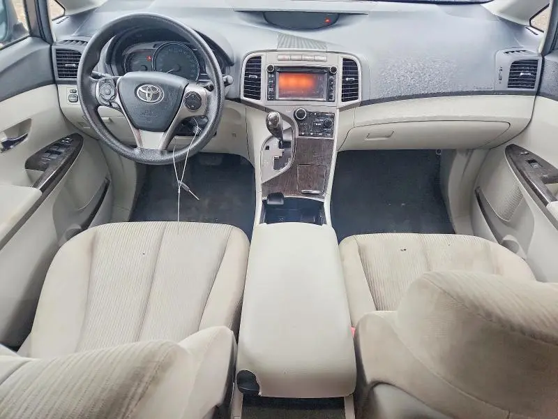 2013 TOYOTA VENZA LE  