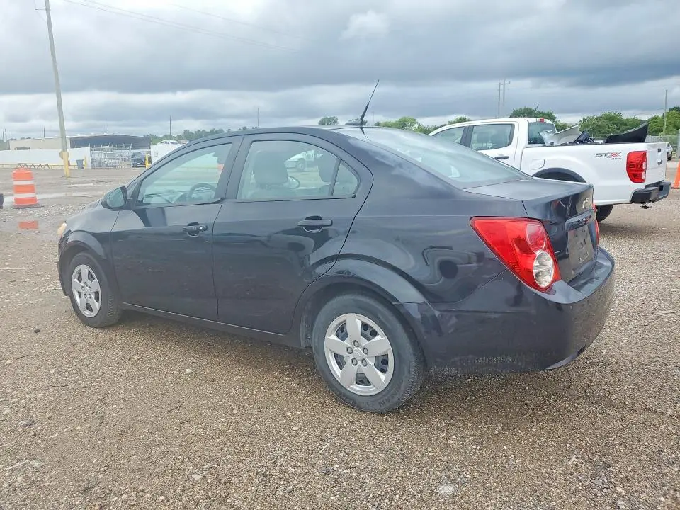 2013 CHEVROLET SONIC LS  