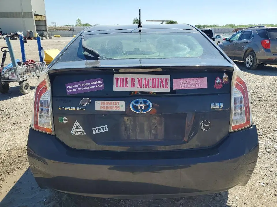 2015 TOYOTA PRIUS TWO  