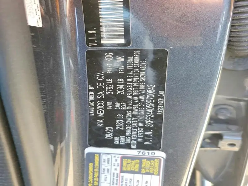 2024 KIA FORTE LXS  