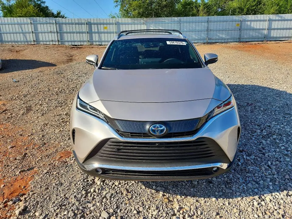 2024 TOYOTA VENZA LIMITED  