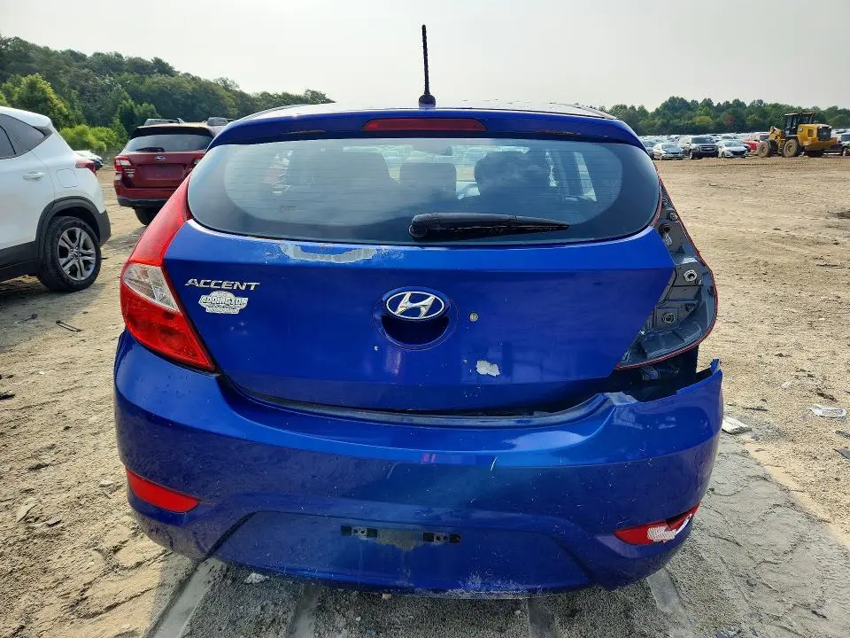 2012 HYUNDAI ACCENT GS  