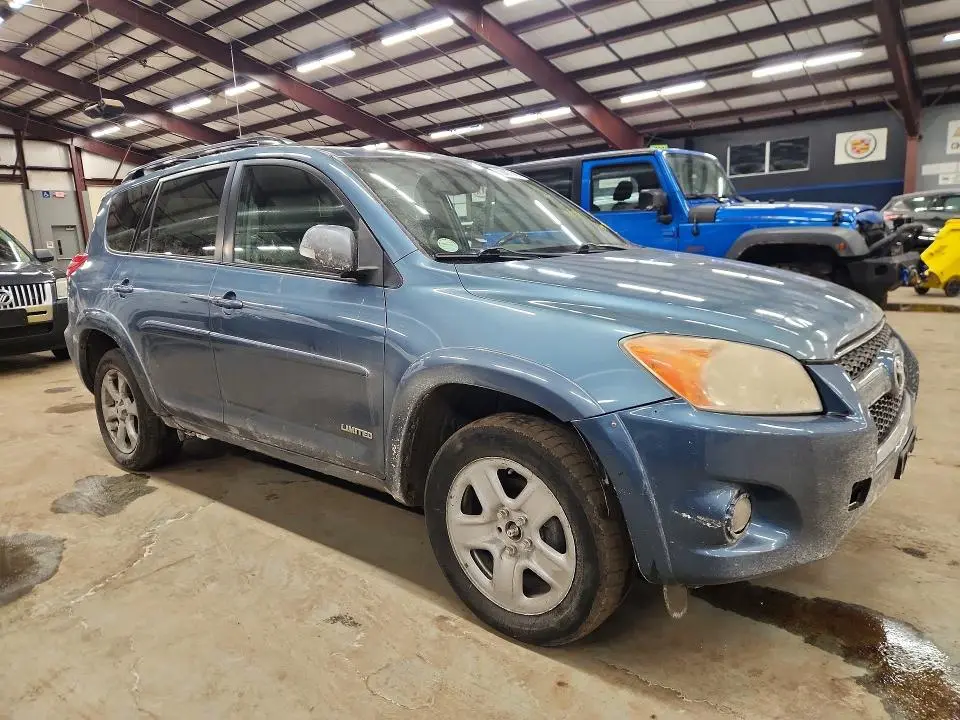 2011 TOYOTA RAV4 LIMITED  