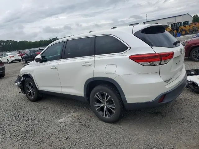 2019 TOYOTA HIGHLANDER LE  