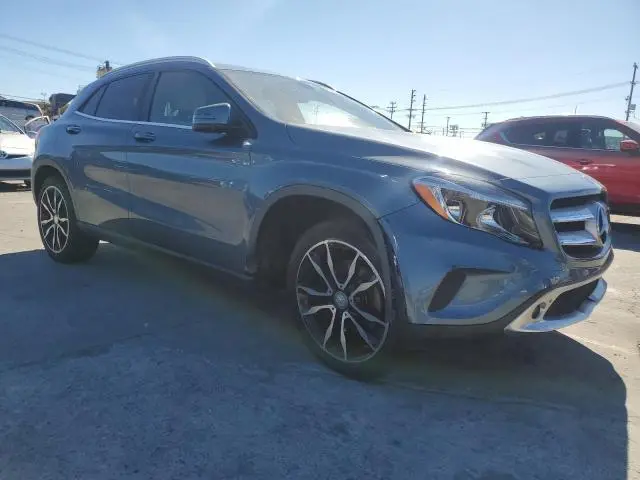 2015 MERCEDES-BENZ GLA 250  