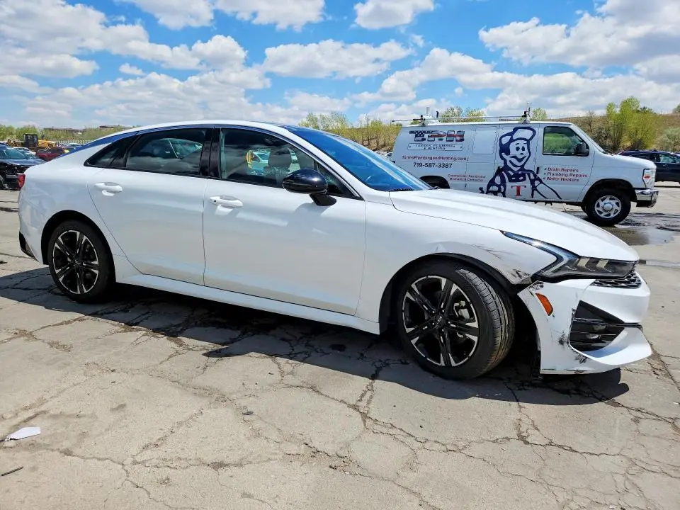 2022 KIA K5 GT LINE  