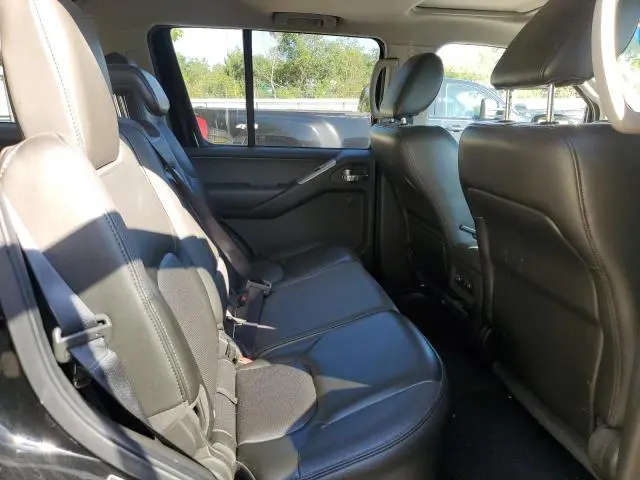 2012 NISSAN PATHFINDER S  