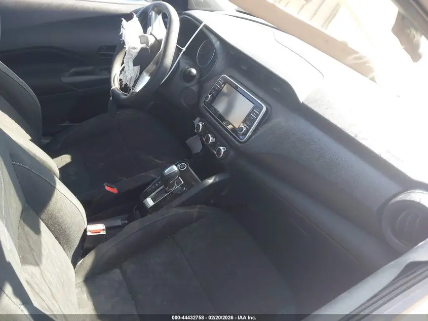 2021 NISSAN KICKS S XTRONIC CVT