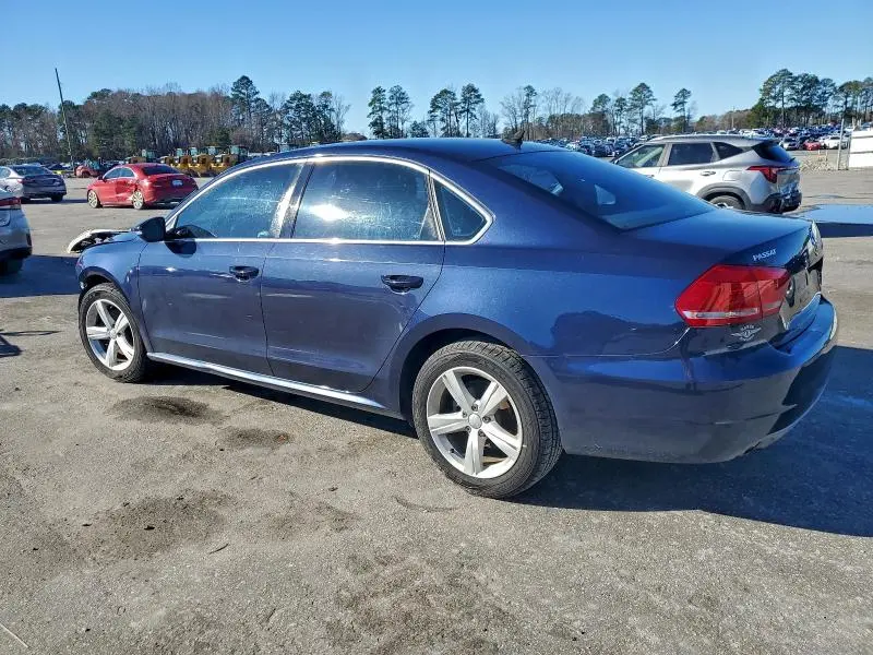 2012 VOLKSWAGEN PASSAT SE  