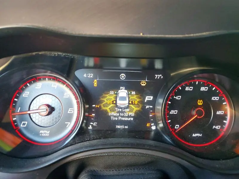 2021 DODGE CHARGER SXT  