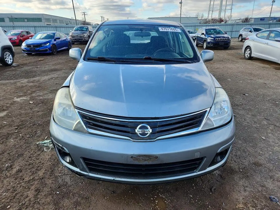 2011 NISSAN VERSA 1.8 S  