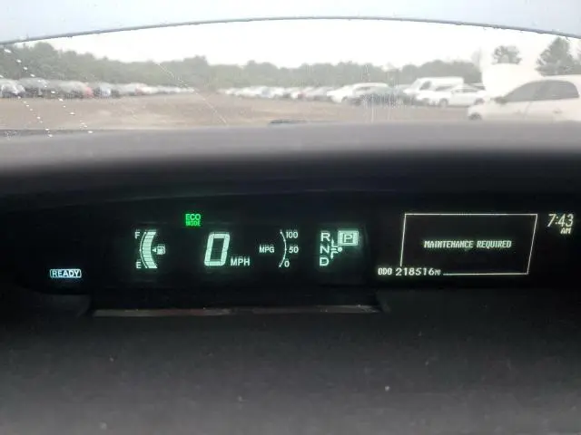2014 TOYOTA PRIUS PLUG-IN   