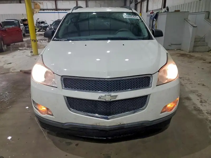 2010 CHEVROLET TRAVERSE LS  