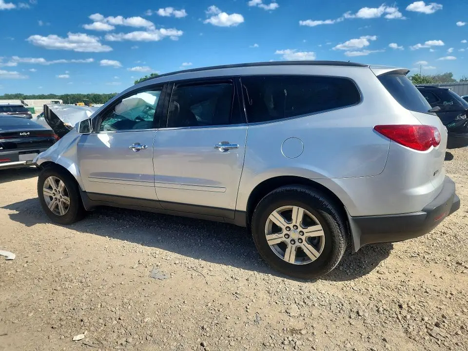2011 CHEVROLET TRAVERSE LT  