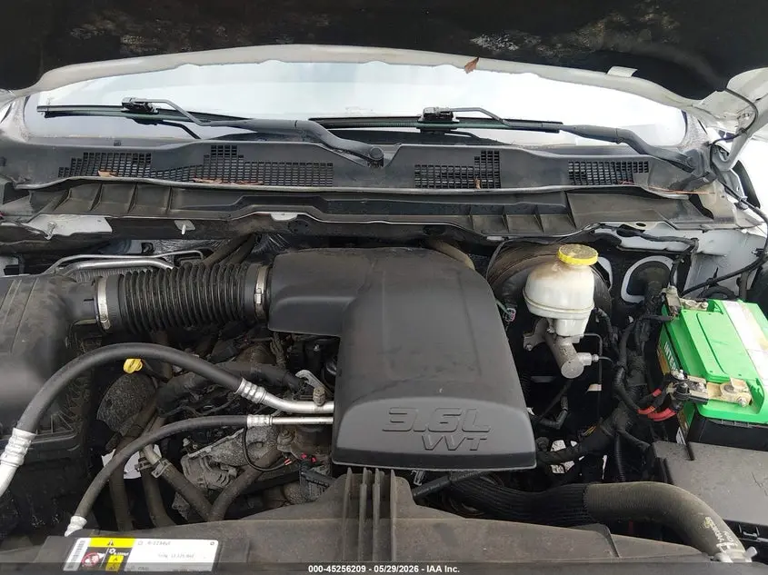 2017 RAM 1500 TRADESMAN  4X2 8' BOX