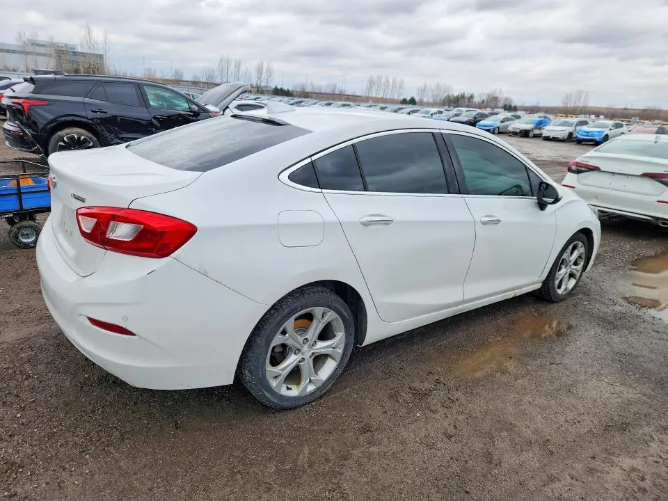 2017 CHEVROLET CRUZE PREMIER  