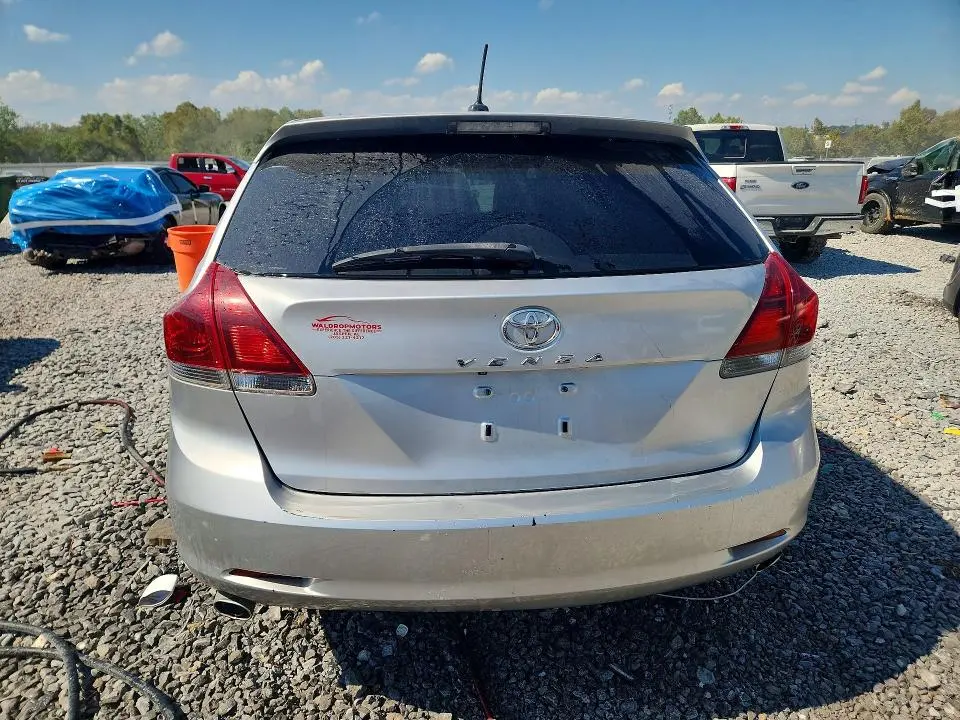 2013 TOYOTA VENZA LE  