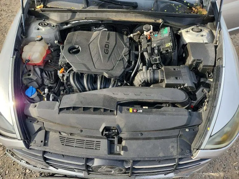 2021 HYUNDAI SONATA SE  