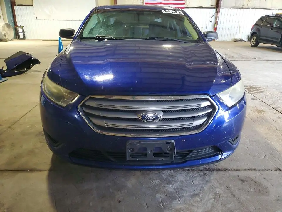 2013 FORD TAURUS SE  