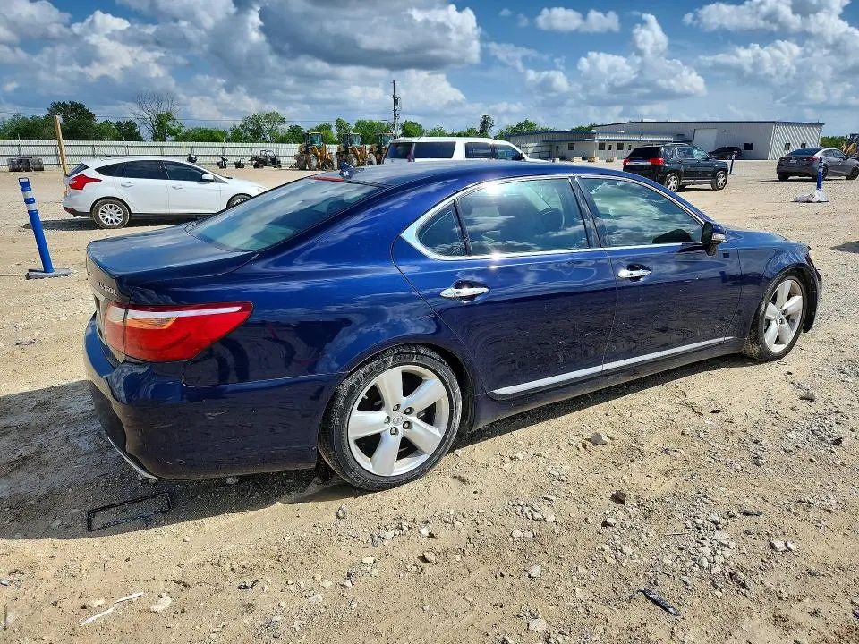 2010 LEXUS LS 460L  