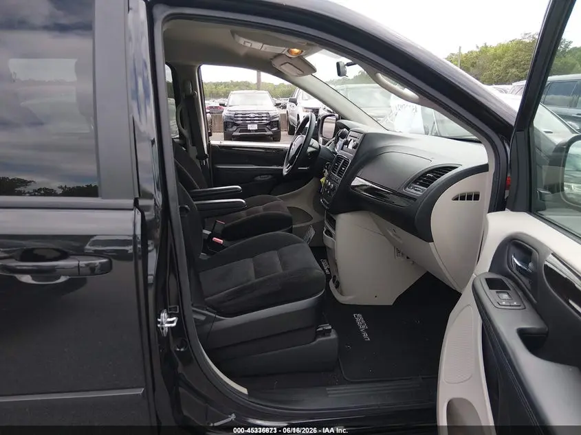 2016 DODGE GRAND CARAVAN SE