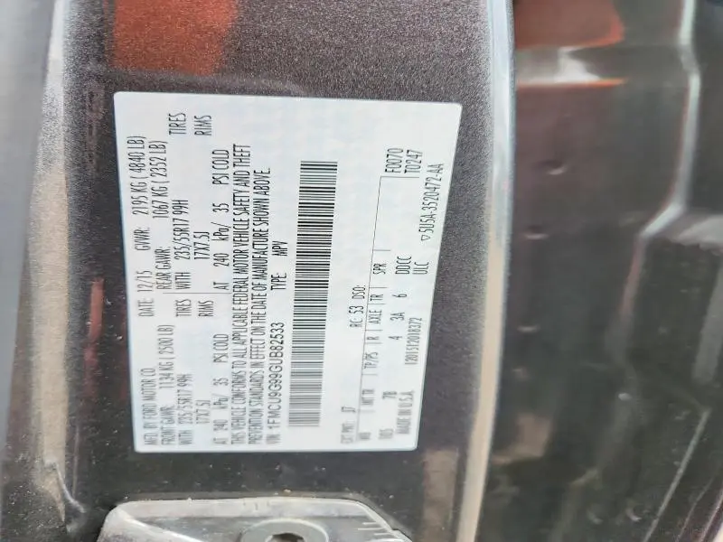 2016 FORD ESCAPE SE  