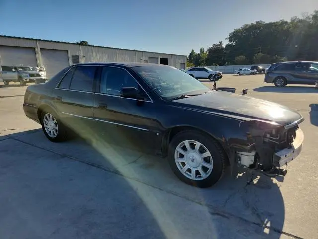 2010 CADILLAC DTS   
