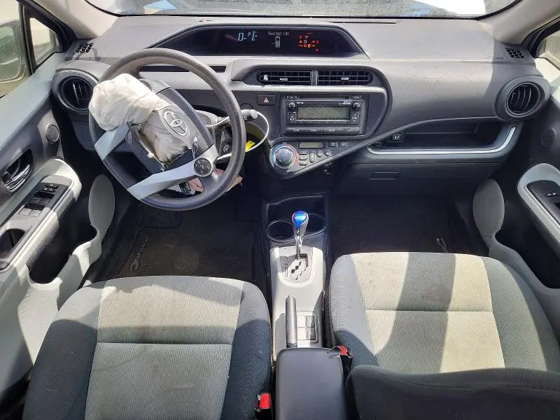 2014 TOYOTA PRIUS C TWO  