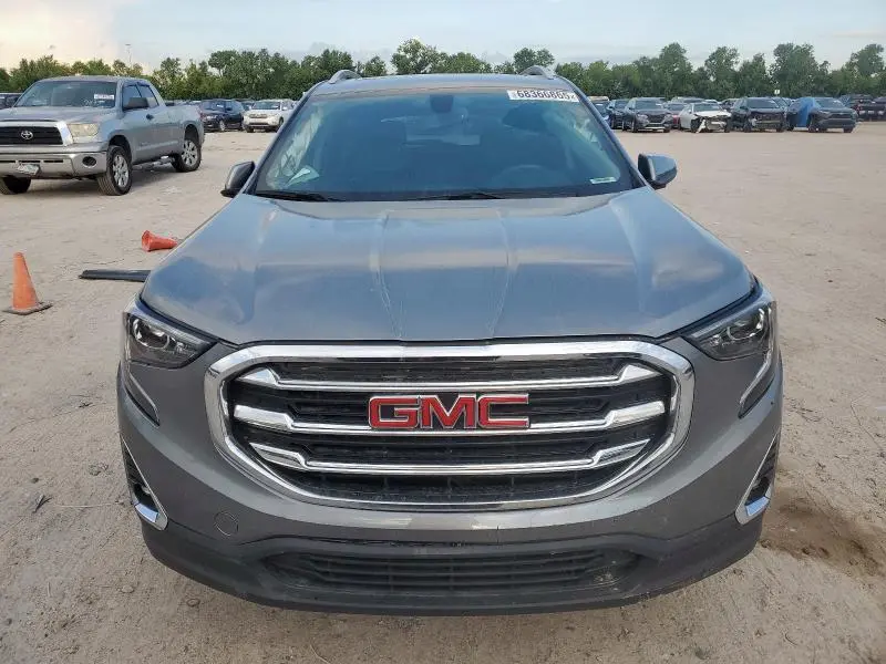 2018 GMC TERRAIN SLT  