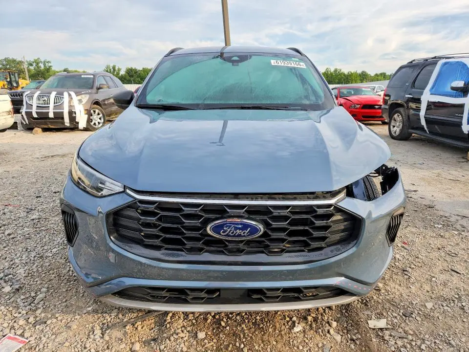 2023 FORD ESCAPE ST LINE  