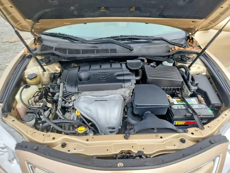 2011 TOYOTA CAMRY BASE  