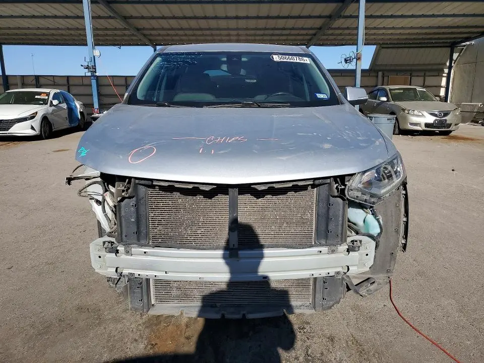2021 CHEVROLET TRAVERSE LT  