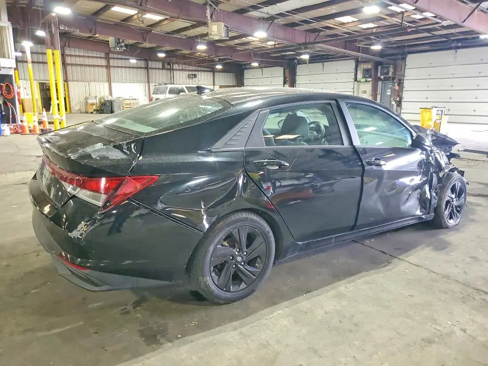 2021 HYUNDAI ELANTRA SEL  