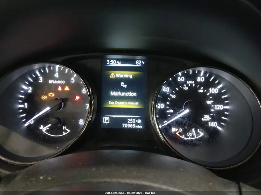 2017 NISSAN ROGUE SV