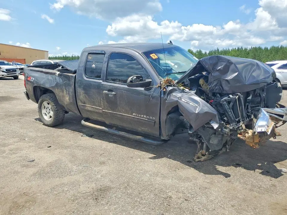 2010 CHEVROLET SILVERADO K1500 LT  
