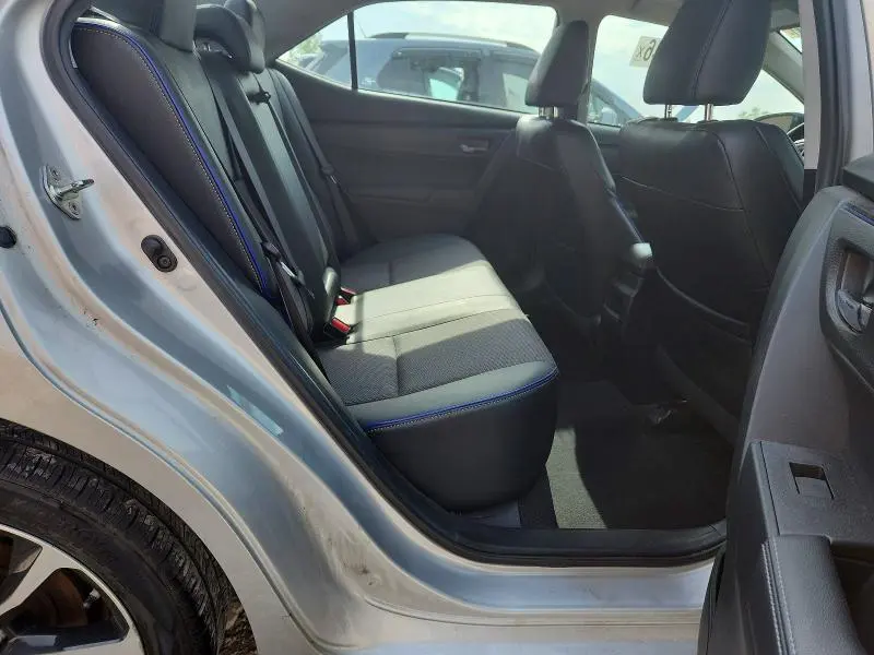 2018 TOYOTA COROLLA SE  