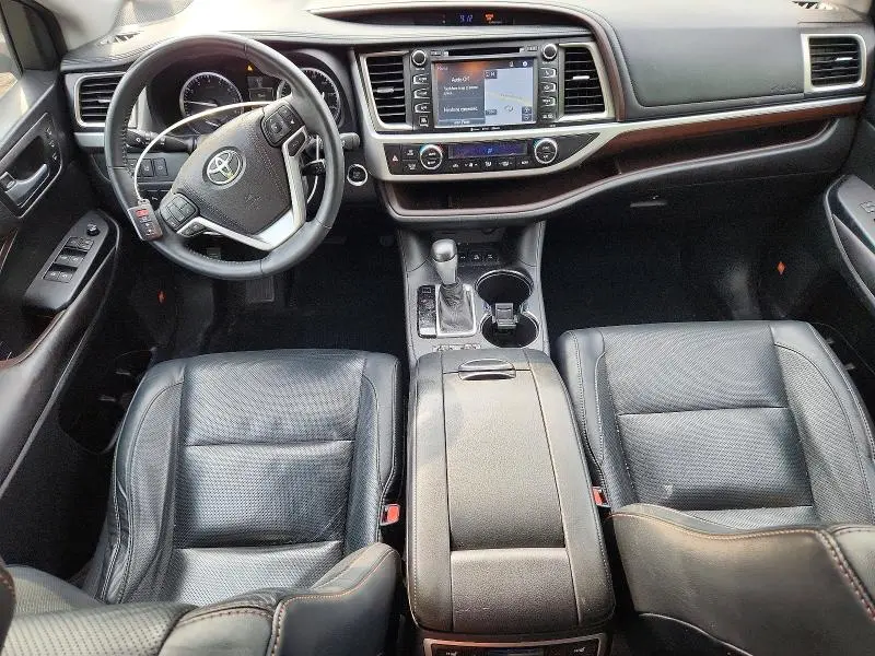 2016 TOYOTA HIGHLANDER LIMITED PLATINUM  