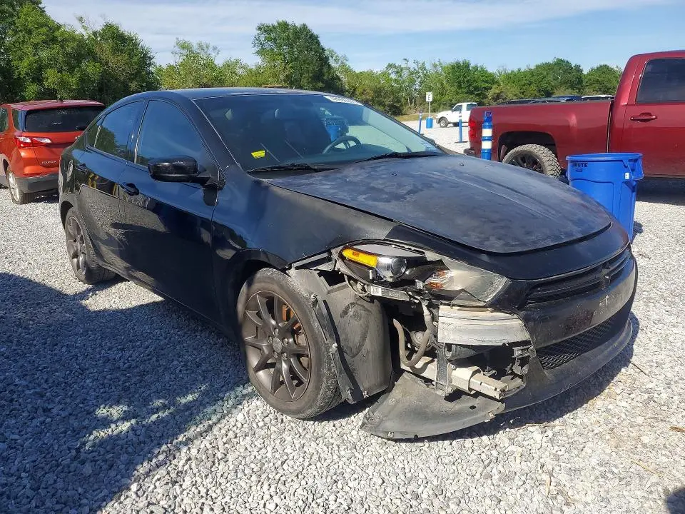2015 DODGE DART SE  