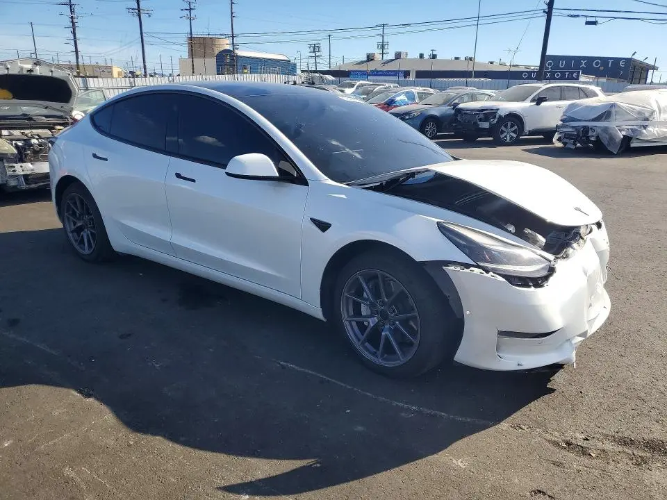 2021 TESLA MODEL 3   