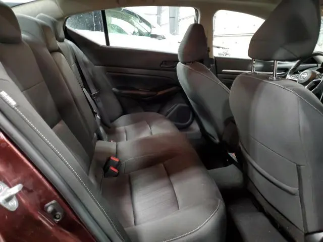 2023 NISSAN ALTIMA SV  