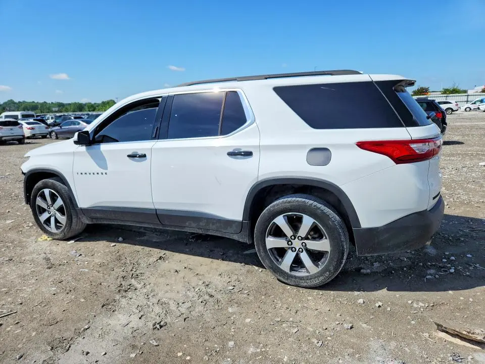 2020 CHEVROLET TRAVERSE LT  