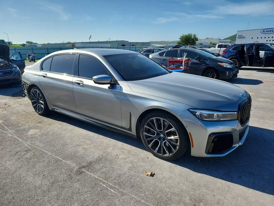 2020 BMW 750 XI  