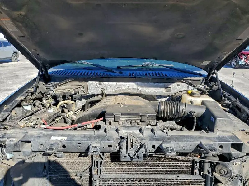 2016 FORD EXPEDITION EL XLT  