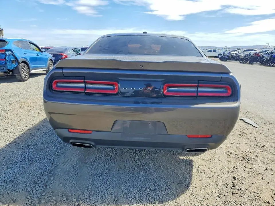 2020 DODGE CHALLENGER SXT  