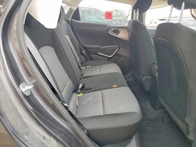 2021 KIA SOUL LX  