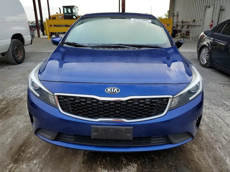 2018 KIA FORTE LX  